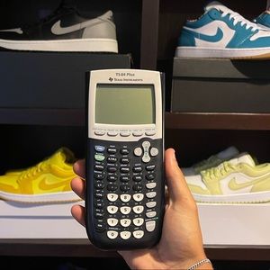 TI-84 PLUS TEXAS INSTRUMENTS. CONDITION IS USED, FULLY FUNCTIONAL. OS.